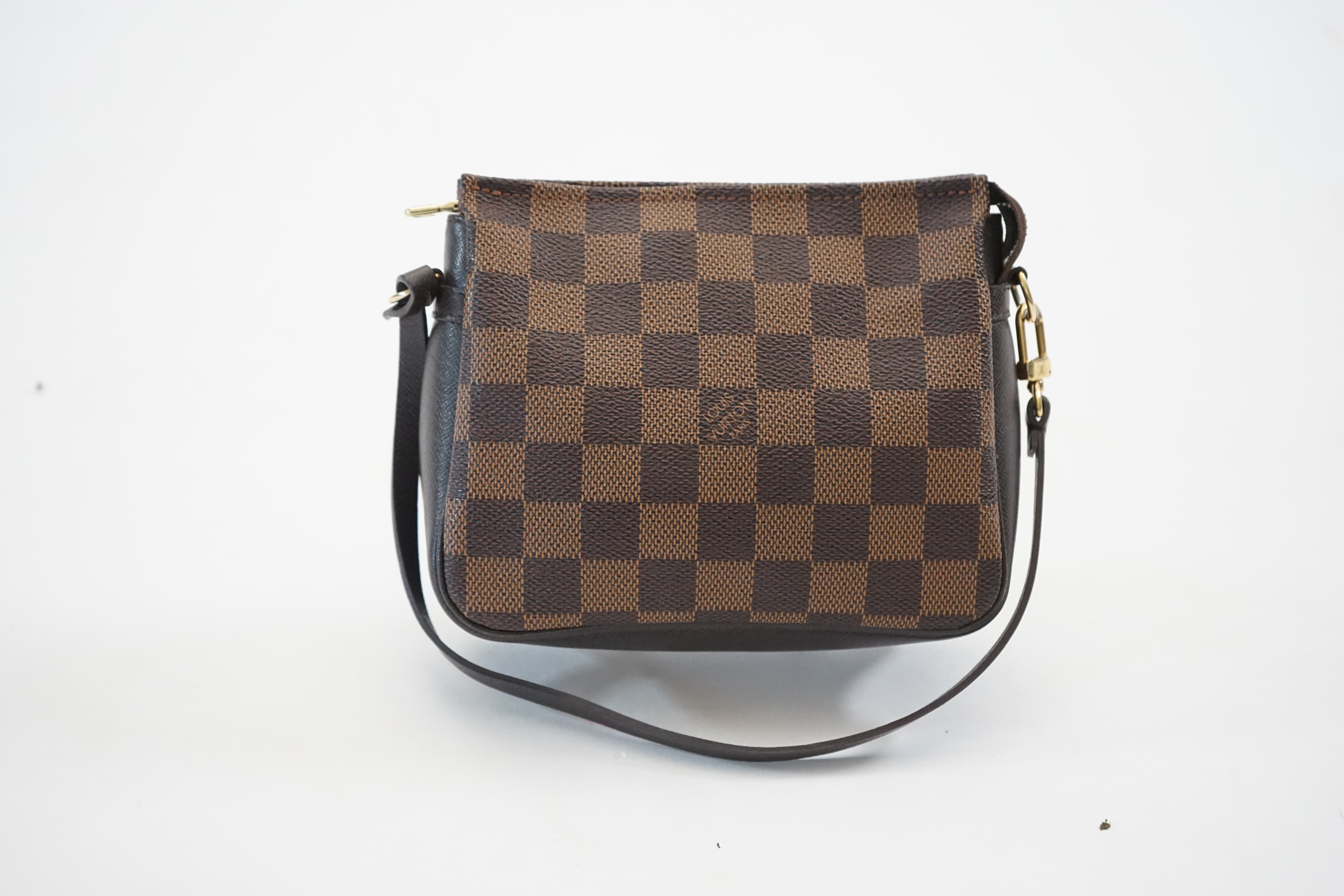 A Louis Vuitton Damier Ebene Pochette accessories bag, width 16cm, max depth 5cm, height 14cm